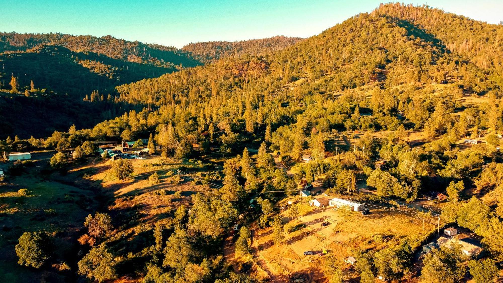 Campground At Sequoia Mountain Farms - Bring Your Own Tent Or Rv - No Bedrooms Or Beds Provided Miramonte Esterno foto