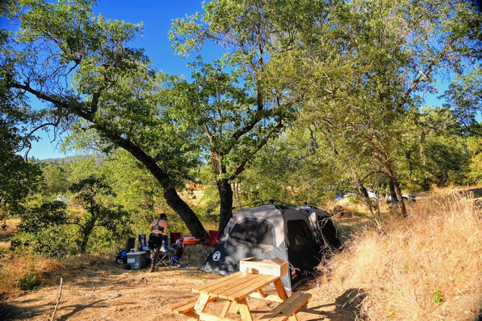 Campground At Sequoia Mountain Farms - Bring Your Own Tent Or Rv - No Bedrooms Or Beds Provided Miramonte Esterno foto