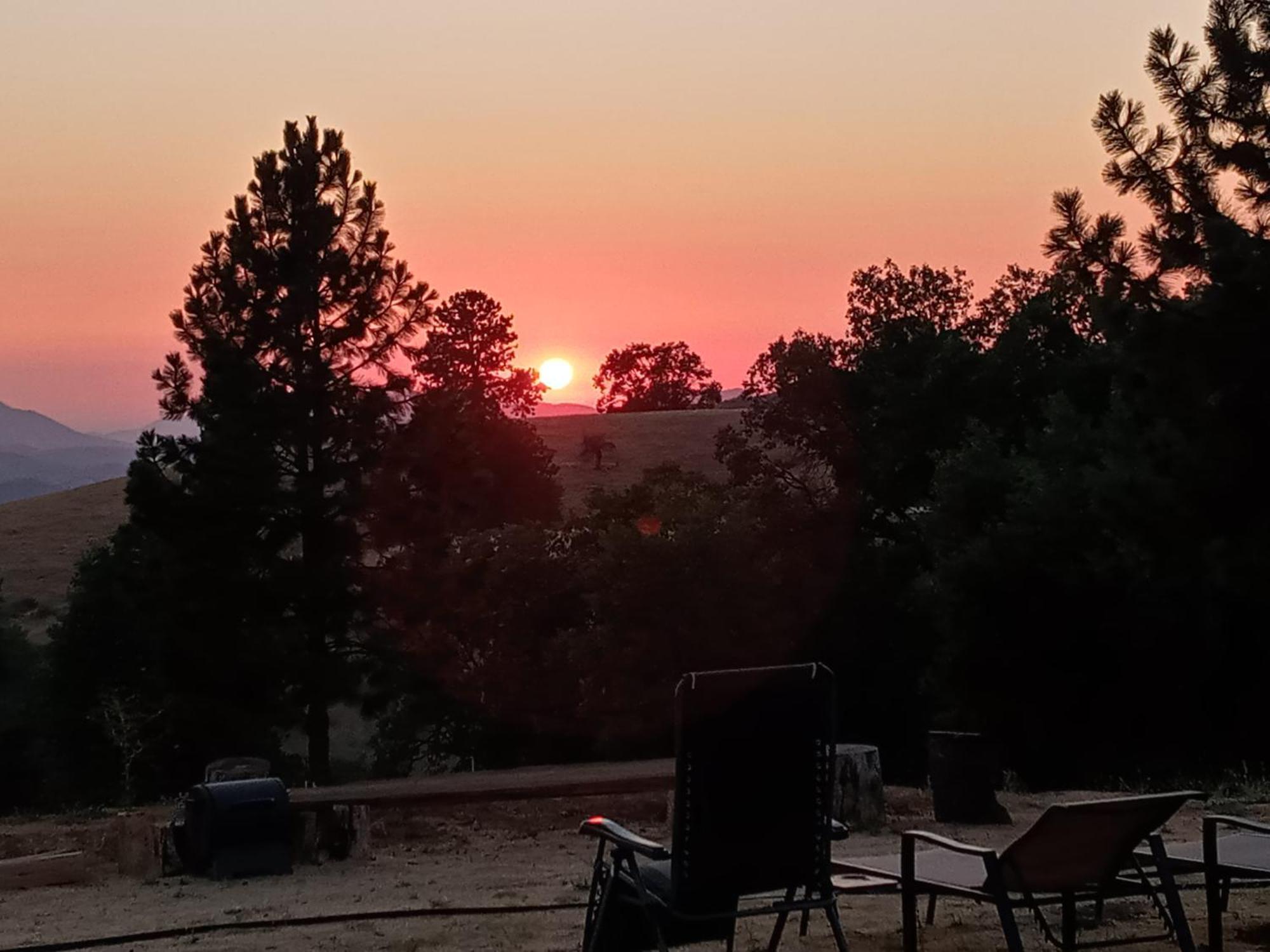 Campground At Sequoia Mountain Farms - Bring Your Own Tent Or Rv - No Bedrooms Or Beds Provided Miramonte Esterno foto