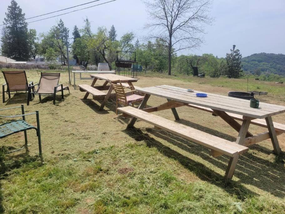 Campground At Sequoia Mountain Farms - Bring Your Own Tent Or Rv - No Bedrooms Or Beds Provided Miramonte Esterno foto